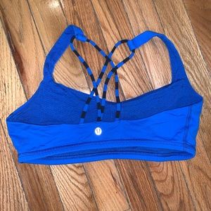 Lululemon size 8 sports bra great condition